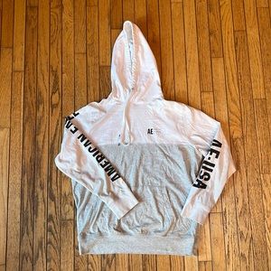 Mens lightweight sweatshirt